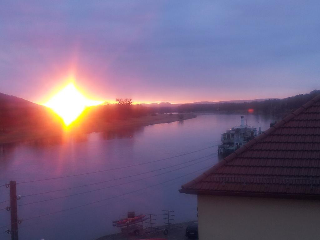 Ferienwohnung An Der Elbe Дрезден Экстерьер фото